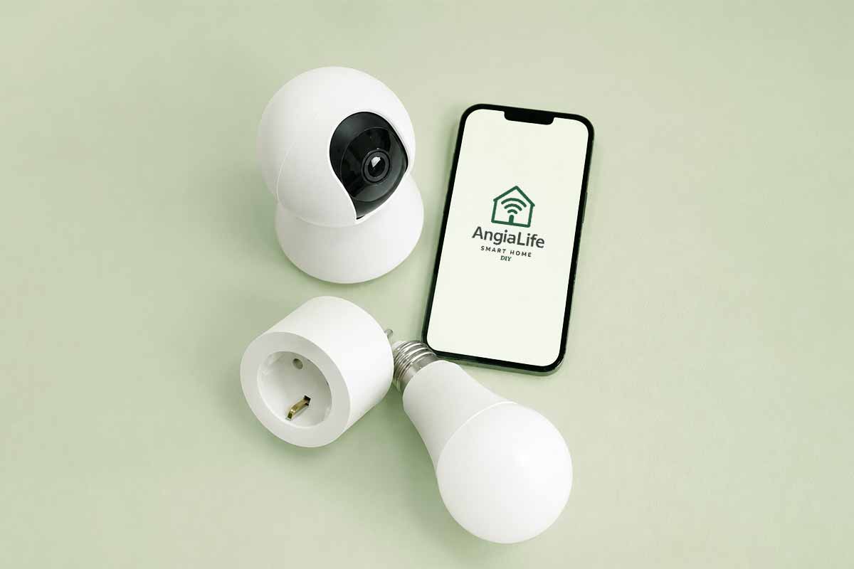 Bộ thiết bị nhà thông minh AngiaLife — công tắc Zigbee, cảm biến, camera trong một app